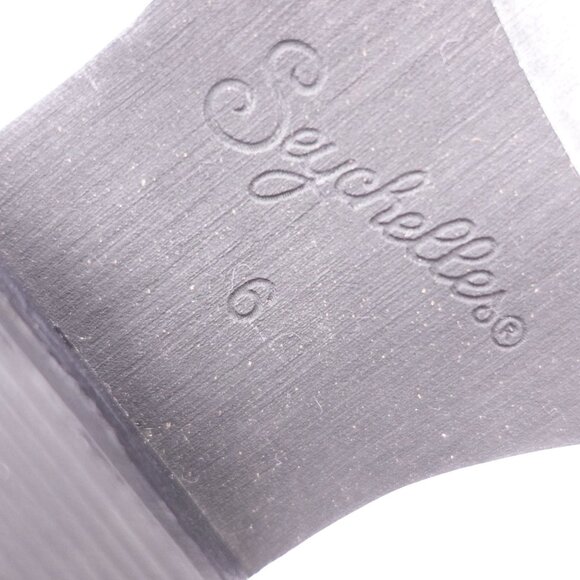 LN Seychelles Women's Metallic Hold Me Down Ankle Boots Sz 6 Silver Square Toe - Picture 9 of 9